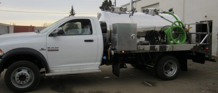 stainless steel unitsm2 Portable toilet unit with Stainless steel tank and decking